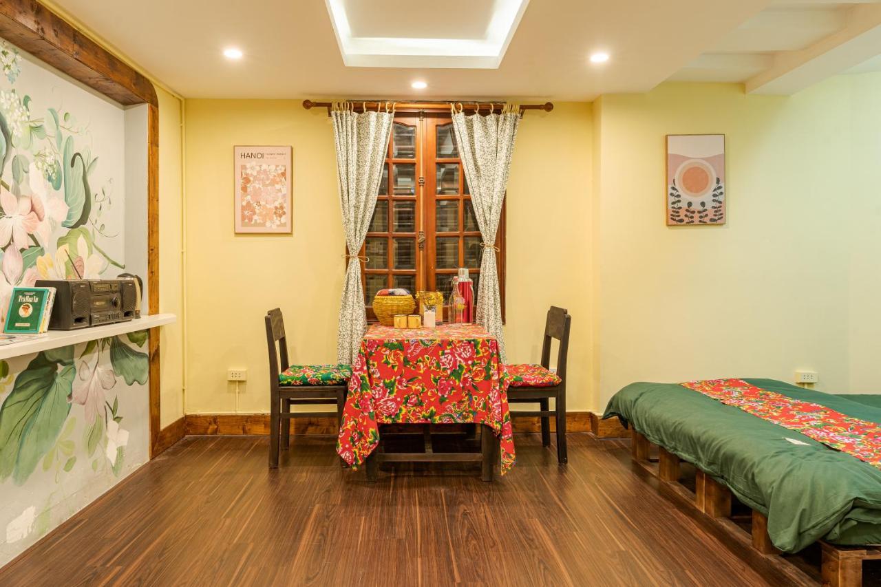 Hanoi Retro 80S Homestay Exterior photo
