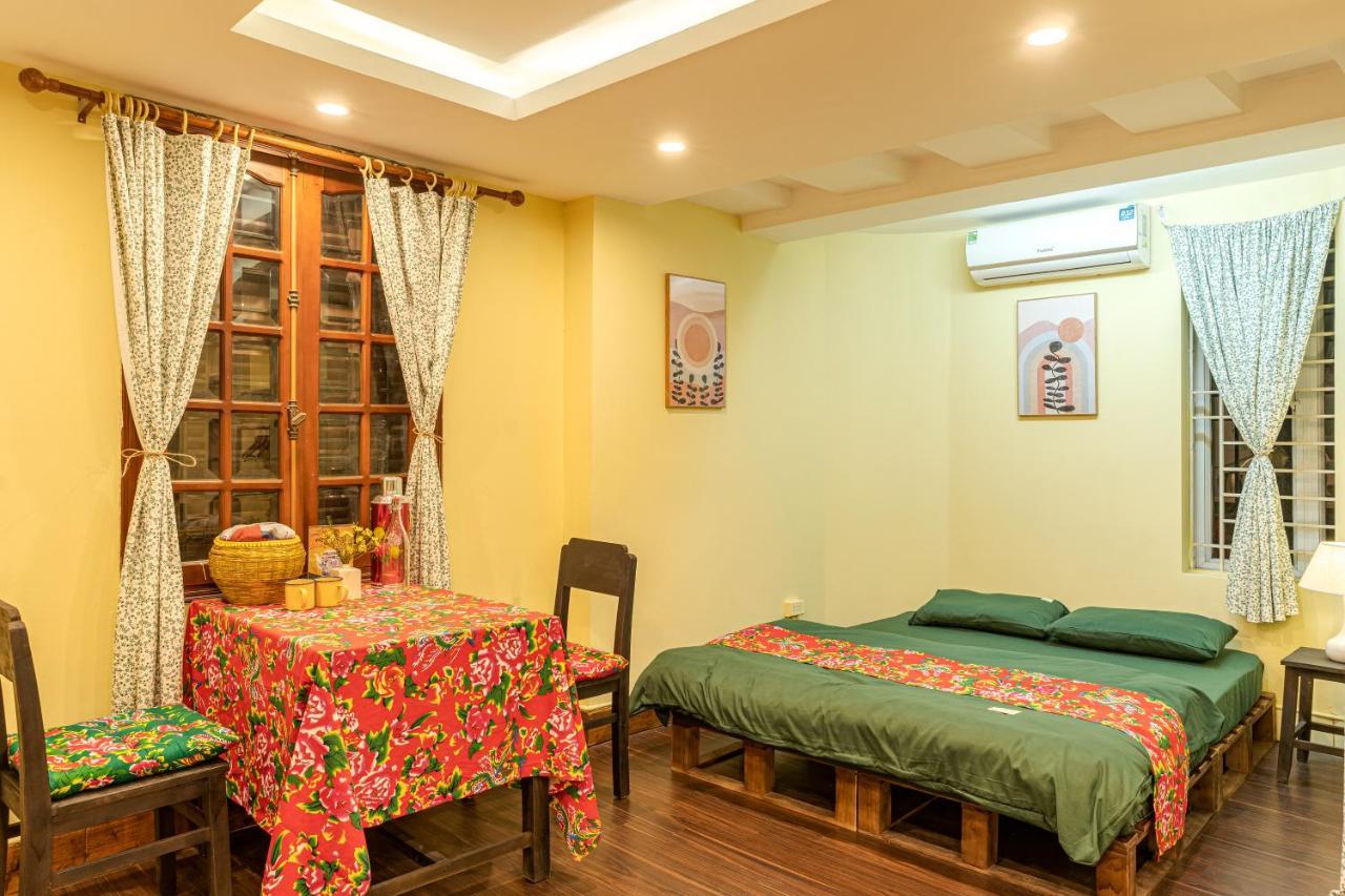 Hanoi Retro 80S Homestay Exterior photo