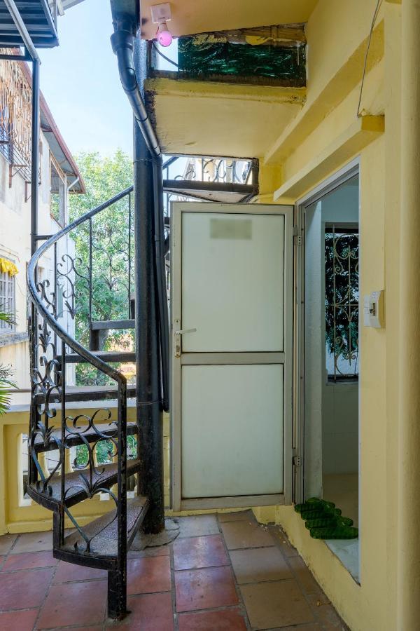 Hanoi Retro 80S Homestay Exterior photo