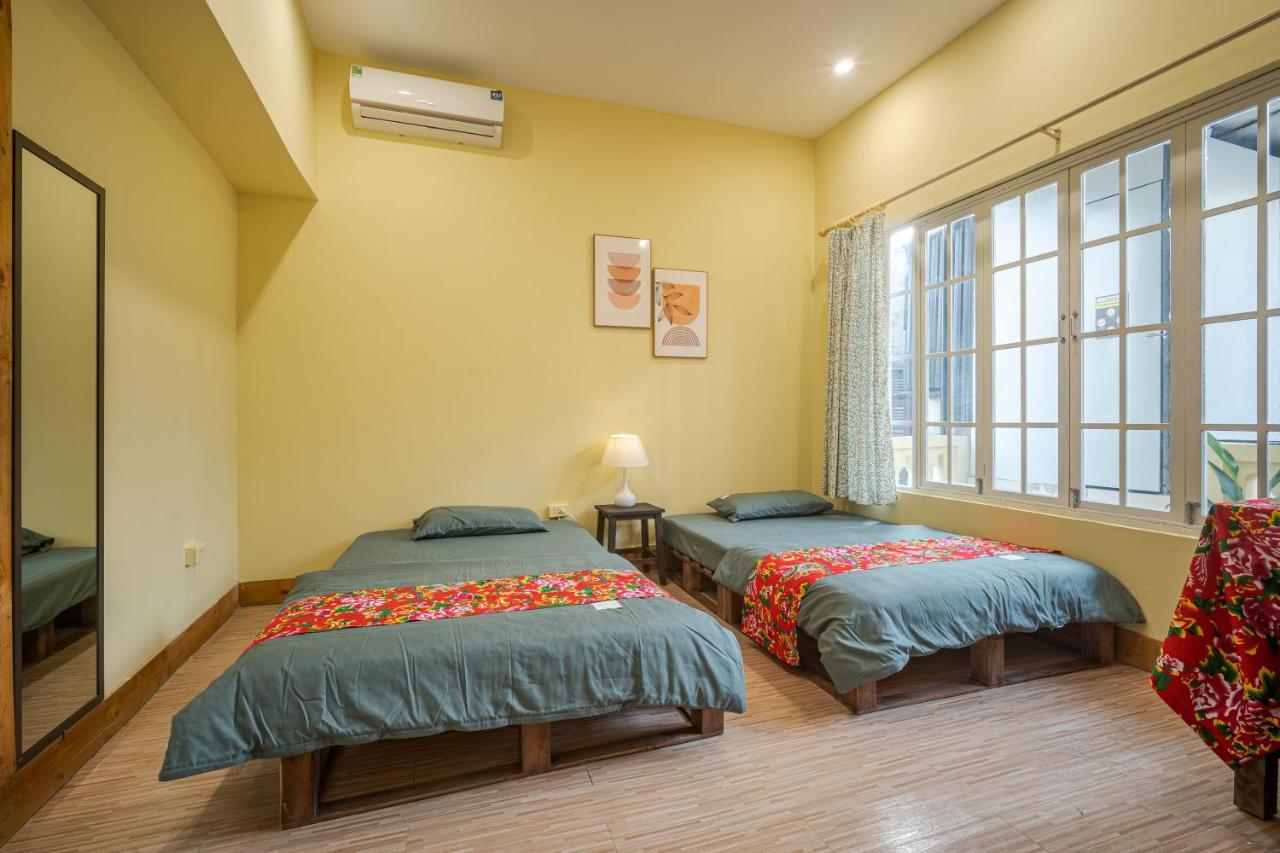 Hanoi Retro 80S Homestay Exterior photo