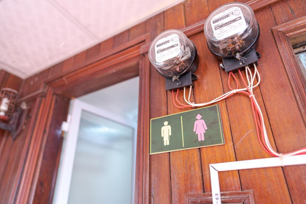 Hanoi Retro 80S Homestay Exterior photo